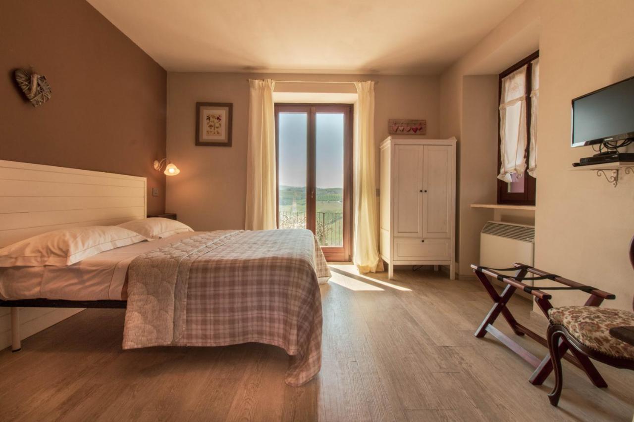 Poggio Dei Farinetti Bed and Breakfast Diano dʼAlba Εξωτερικό φωτογραφία