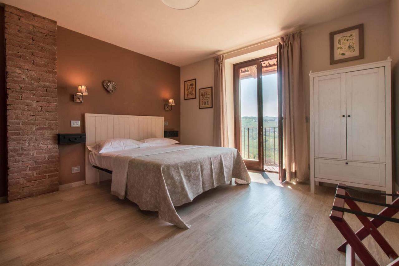 Poggio Dei Farinetti Bed and Breakfast Diano dʼAlba Εξωτερικό φωτογραφία